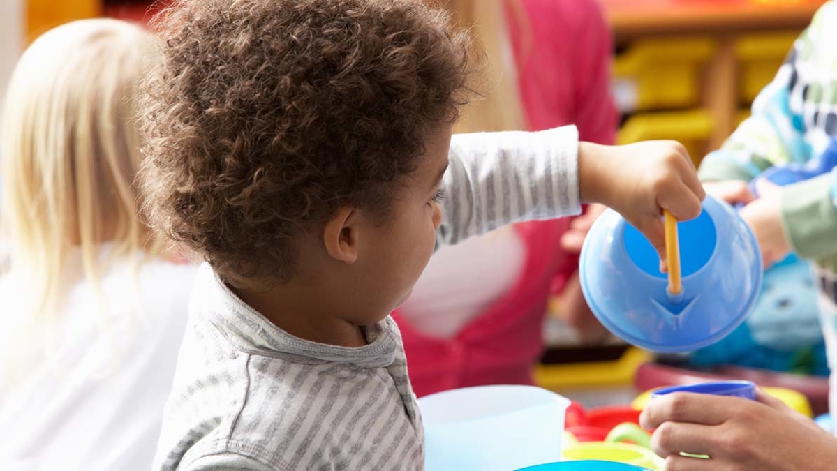 toddlers playing